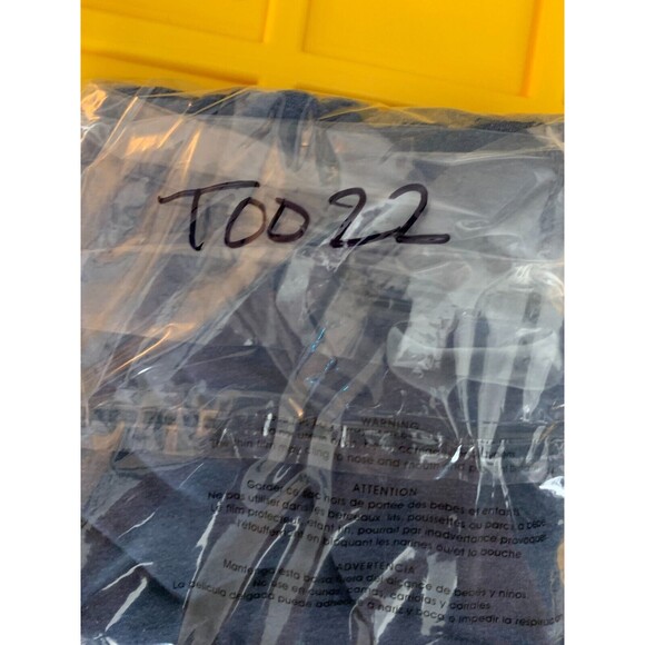 XL 2015 Nirvana Blue Yellow Happy Face Logo Short Sleeve T-Shirt Band Shirt - Picture 9 of 9